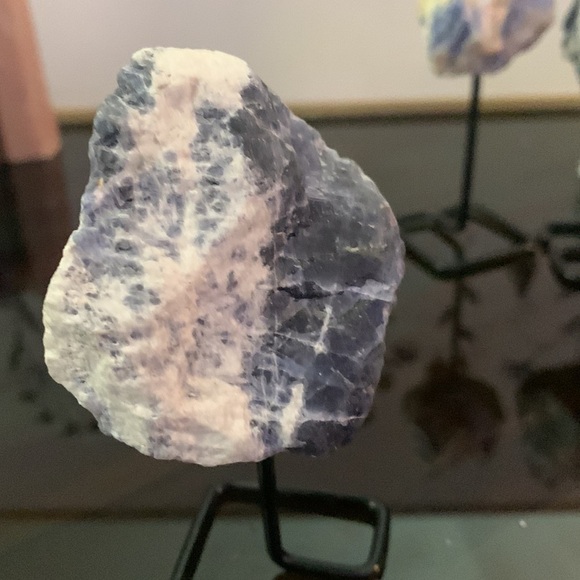 🌈 Crystal specimens- Rose Quartz, Kyanite, Clear Quartz, Sodalite, Smokey … - Picture 13 of 16